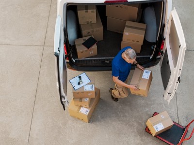 The Ultimate Cheat Sheet on Same-Day Delivery